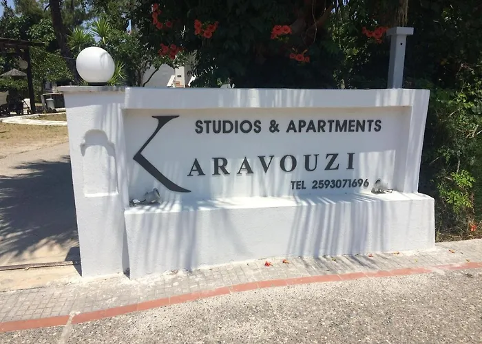 Poplar Lofts&apartments Karavouzi * Prínos