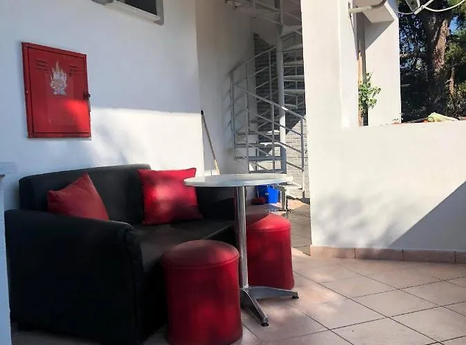 Poplar Lofts&apartments Karavouzi Appartement